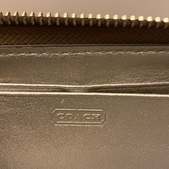Coach Wallet - Picture 3 of 6